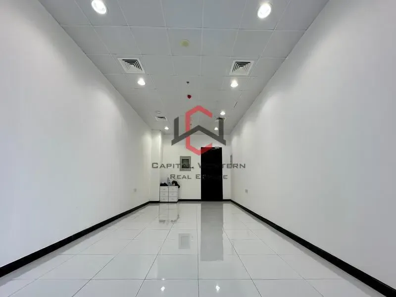 Ready to Move | Bright Office | Chiller Free | Business Bay — 4