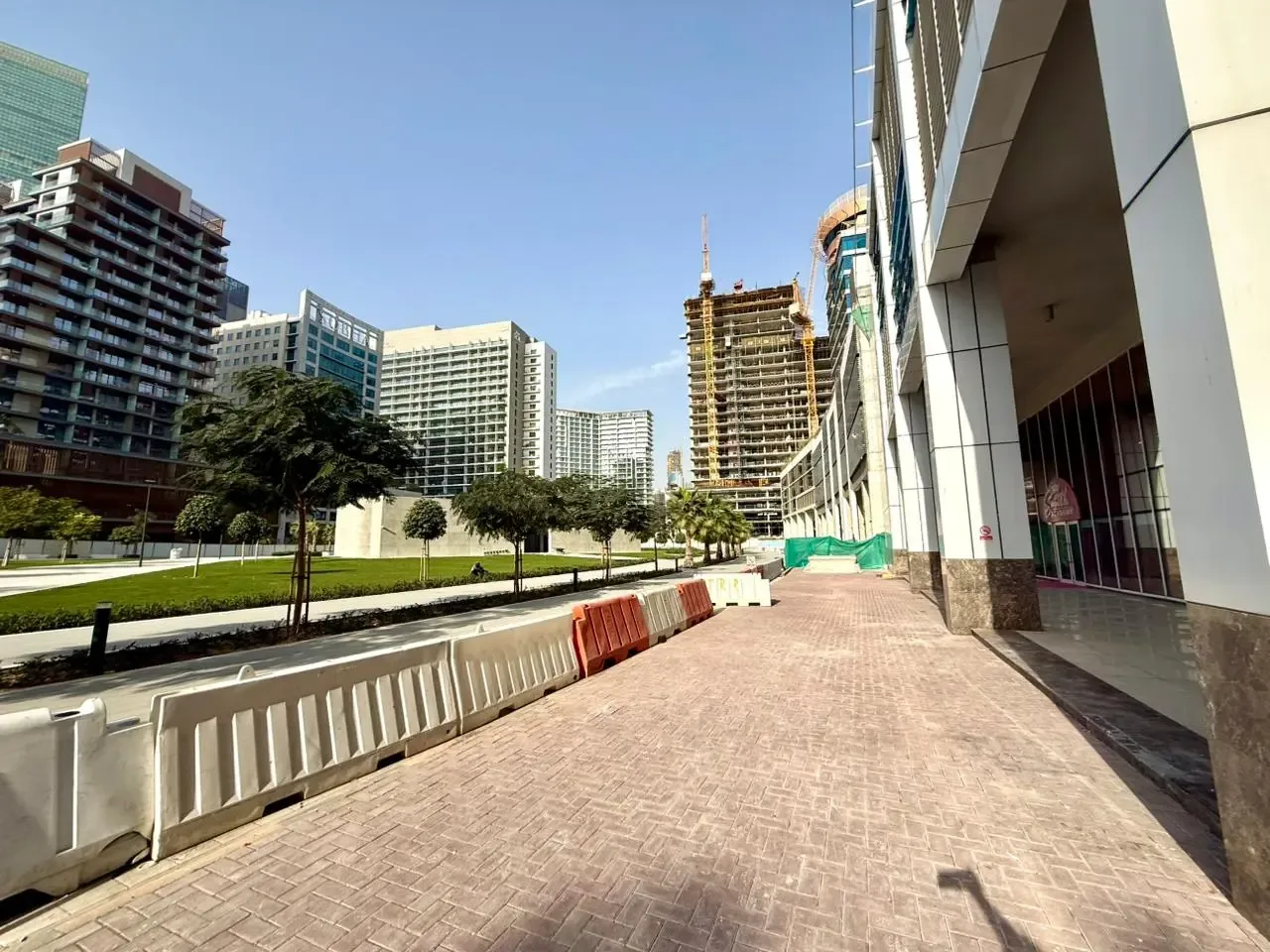 Brand New 3BR+Maid | Gated Community | Single Row — 4